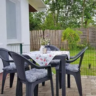 Grosser Gartenbungalow Nr 3 Mit Terrasse - Strandvogtei Daire *